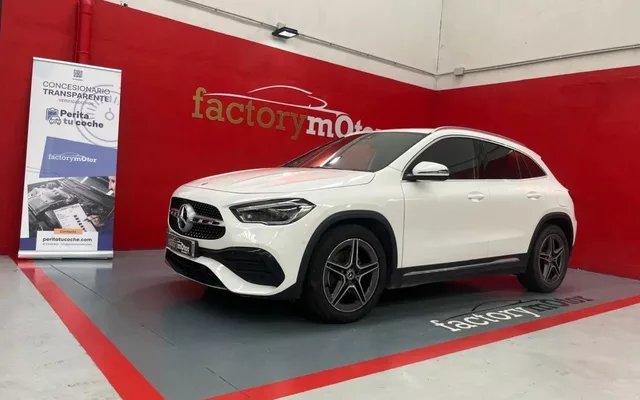 MERCEDES-BENZ Clase GLA GLA 200d 8G-DCT