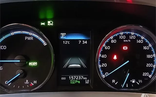 TOYOTA RAV-4 RAV4 2.5l 220H Advance