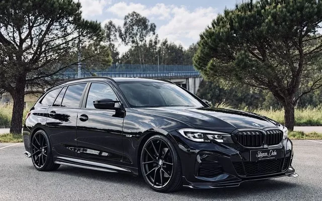 BMW 320
