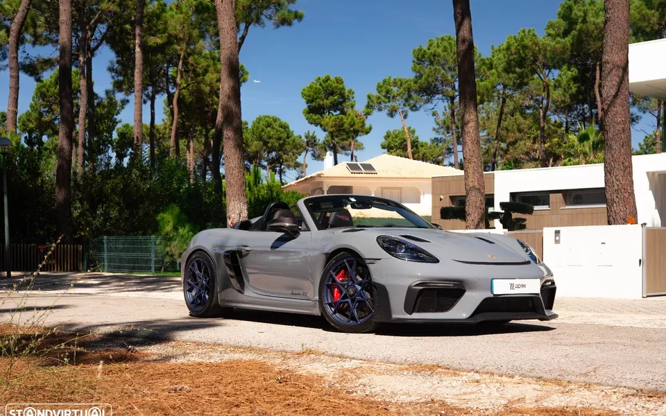 Porsche 718 Spyder RS