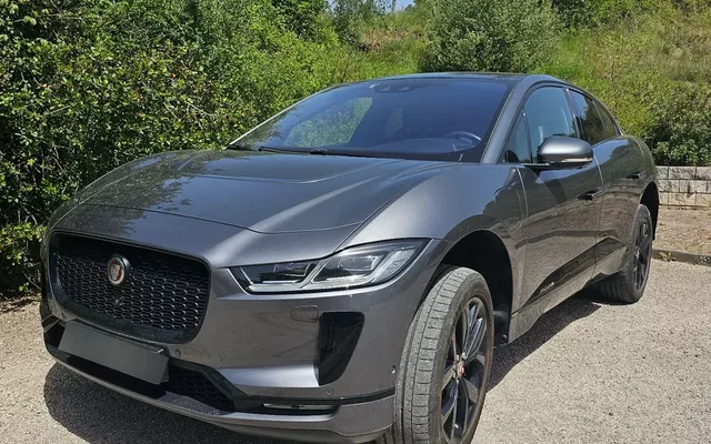 Jaguar I-Pace EV400 AWD HSE