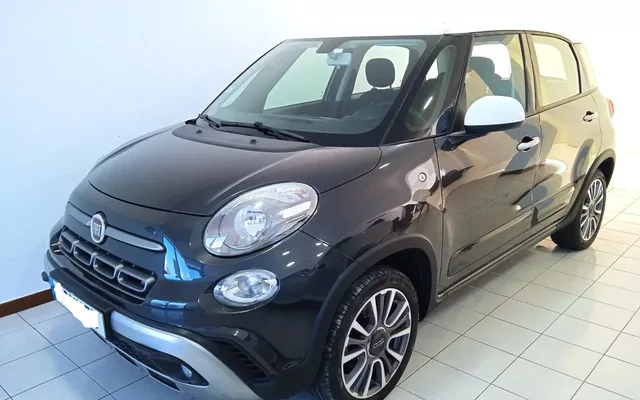 Fiat 500L 1.3 MJ City Cross J17