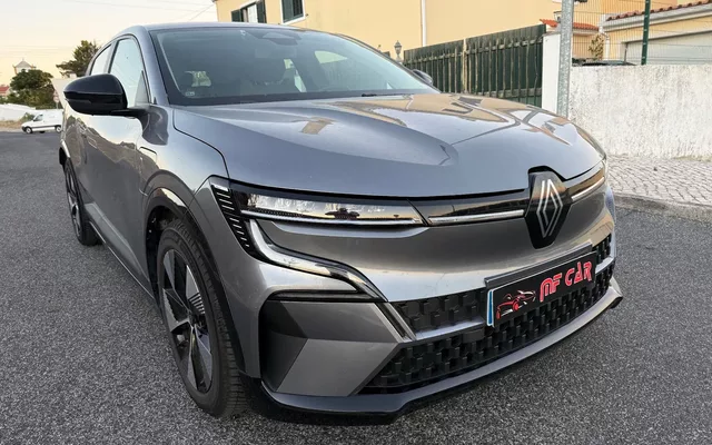 Renault Mégane E-Tech EV60 220hp optimum charge Equilibre