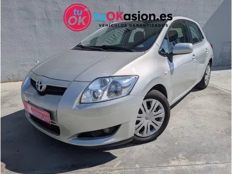 TOYOTA Auris 5p D-4D 126