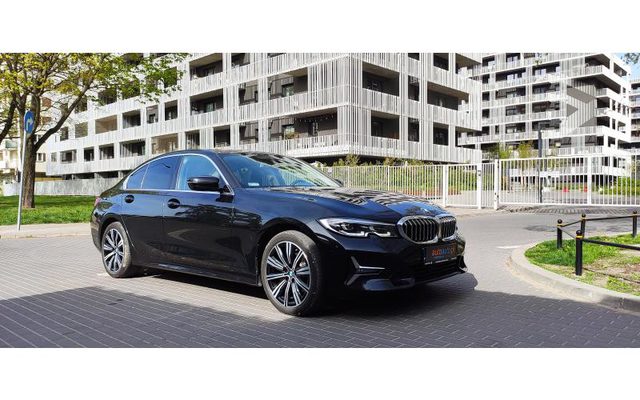 BMW SERIA 3 2022