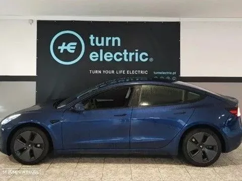 Tesla Model 3 Standard Range Plus RWD