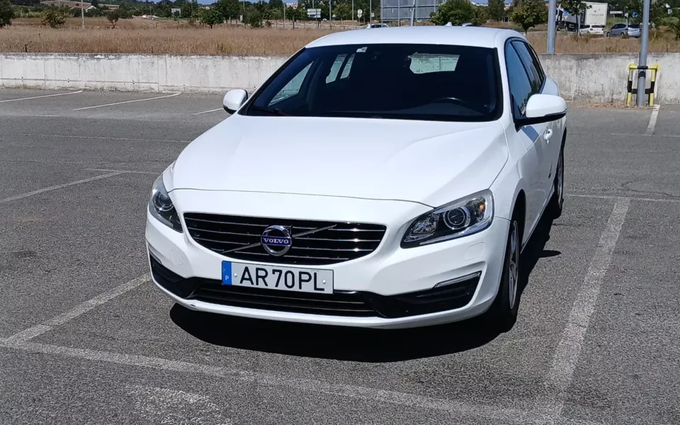 Volvo V60 2.0 D3 Momentum Geartronic