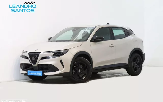 Alfa Romeo Junior 1.2 VGT Ibrida Intensa