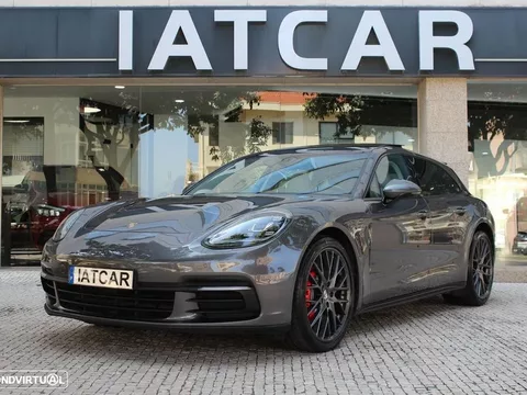 Porsche Panamera Sport Turismo 4