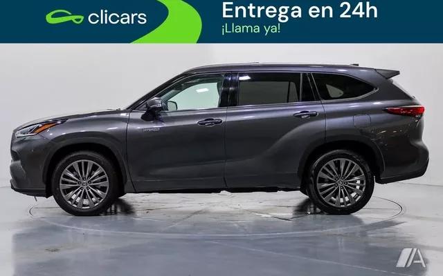 TOYOTA Highlander 2.5 hybrid Advance T. Panorámico Pintura metaliza - 37490€ en Zaragoza