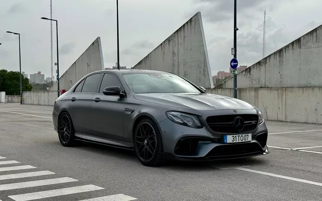 Mercedes-Benz E 63 AMG S 4-Matic+
