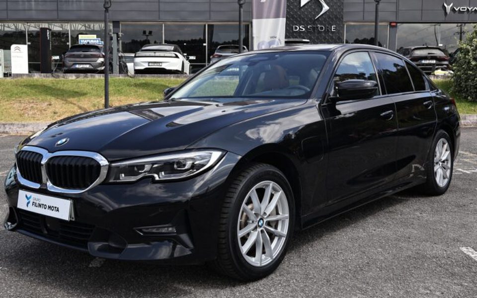 Bmw 330 e Line Luxury Auto