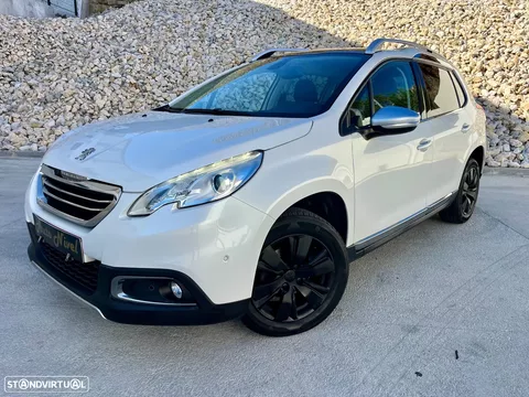 Peugeot 2008 1.2 PureTech Style