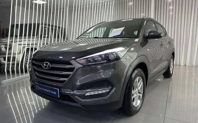 HYUNDAI Tucson Tucson 1.7CRDI BD Essence 4x2 - 14990€ en Utrera
