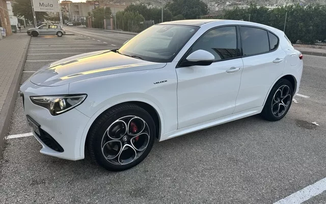 ALFA ROMEO Stelvio Stelvio 2.2 Veloce Q4 210 Aut.