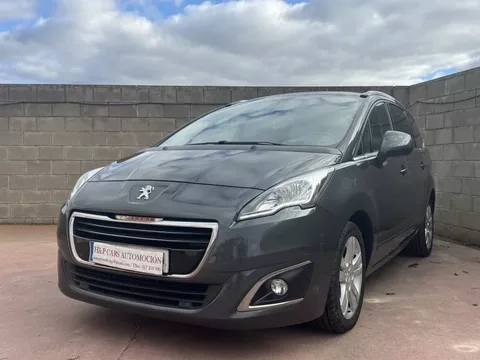 PEUGEOT 5008 5008 1.6 BlueHDi Active EAT6 120