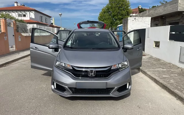 Honda Jazz 1.3 I-VTEC Comfort+Connect Navi