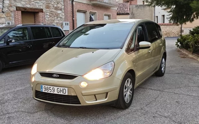 FORD S-Max S-Max 2.0TDCi Titanium