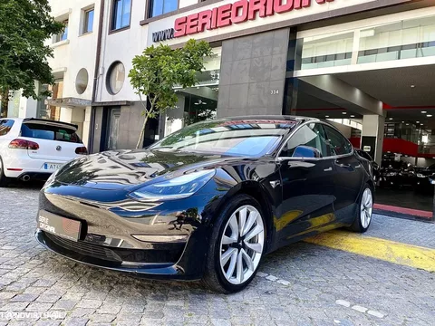 Tesla Model 3 AWD Dual Motor Performance