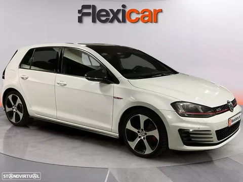 VW Golf 2.0 TSI GTI DSG Performance