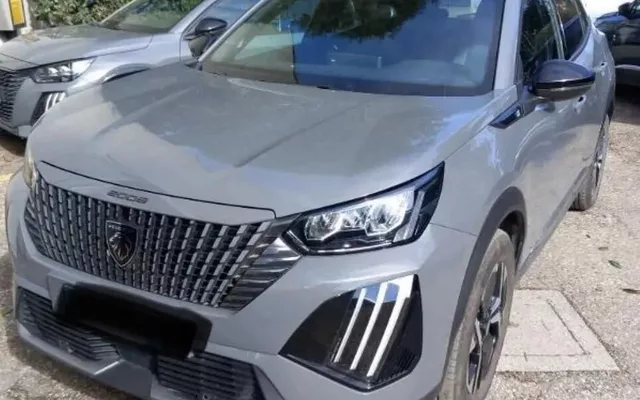 Peugeot e-2008 50 kWh Allure