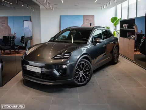 Porsche Macan Electric 4