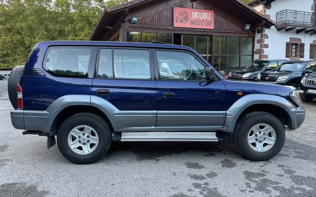 TOYOTA Land Cruiser Land Cruiser 90 TD VX