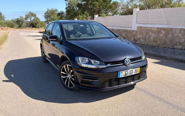 VW Golf 1.6 TDI R-Line