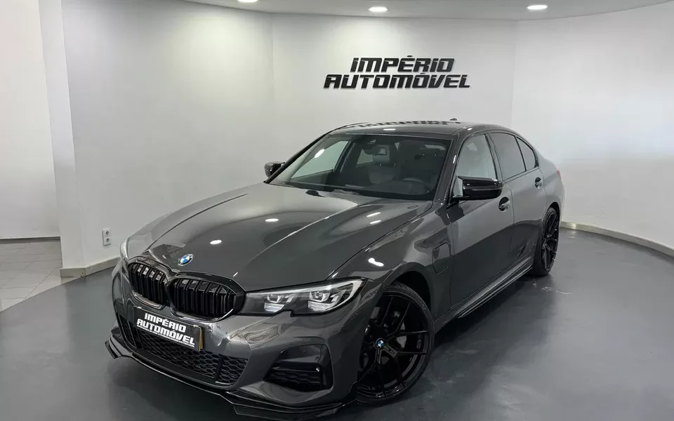BMW 330 e Pack M Auto