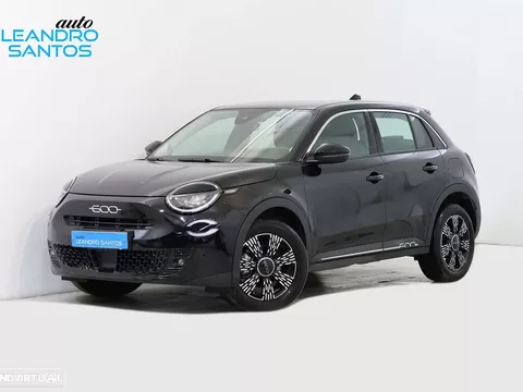 Fiat 600 HYBRID ICON