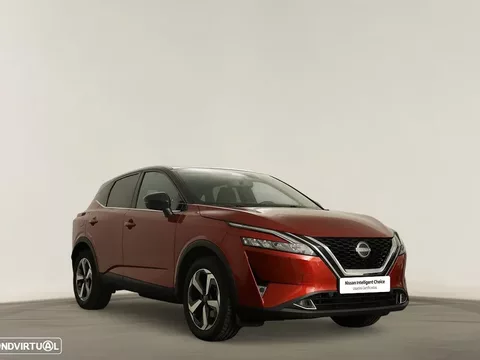 Nissan Qashqai 1.3 DIG-T N-Connecta LED Xtronic
