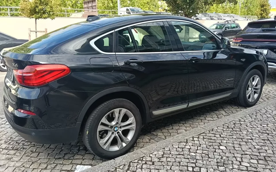 BMW X4 20 d xDrive Auto