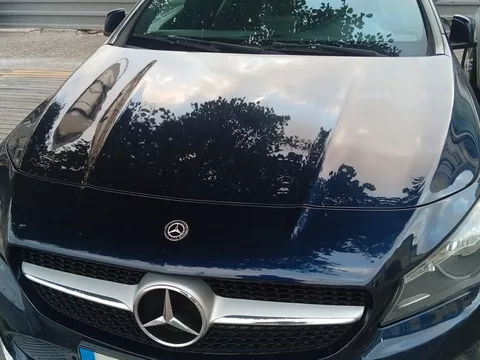 Mercedes-Benz CLA 180 d Shooting Brake Urban