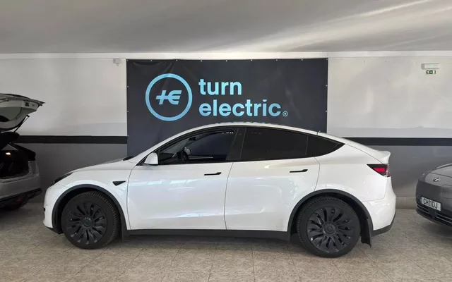 Tesla Model Y Tração Traseira