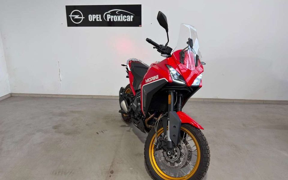 Moto Morini X-Cape