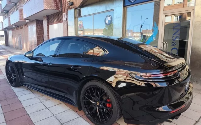 PORSCHE Panamera Panamera GTS Aut.
