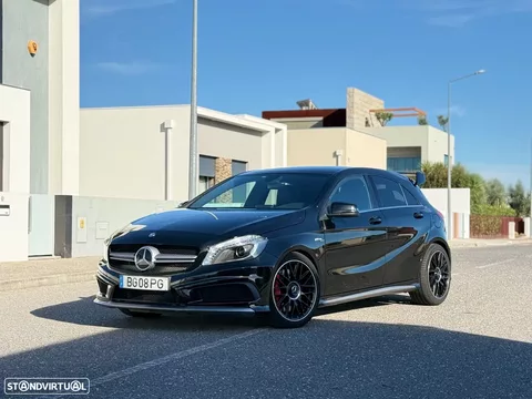 Mercedes-Benz A 45 AMG 4Matic Speedshift 7G-DCT