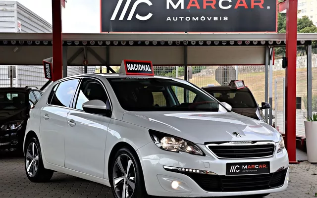 Peugeot 308 1.6 BlueHDi Active J17