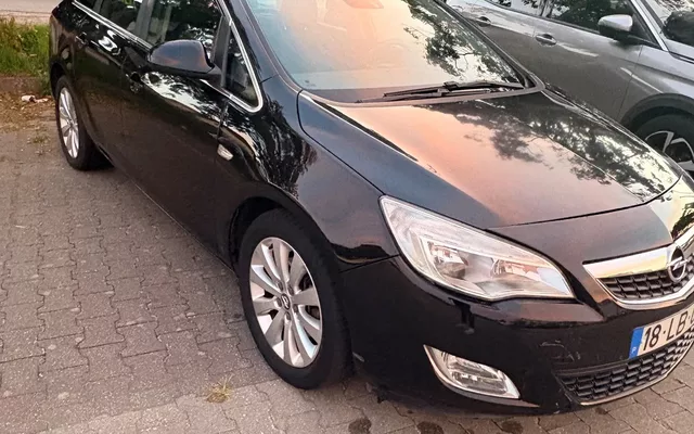 Opel Astra 1.7 CDTi Cosmo