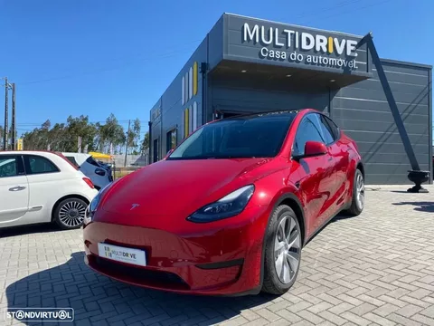 Tesla Model Y Standard RWD