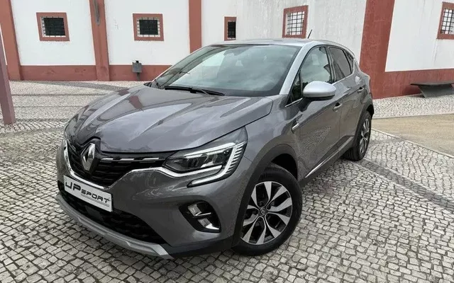 Renault Captur 1.0 TCe Exclusive