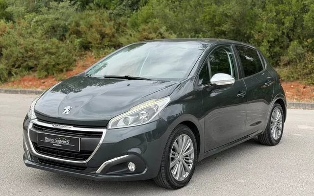 Peugeot 208 1.6 BlueHDi Style