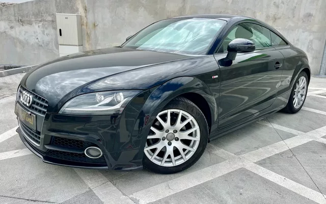 Audi TT Coupé 2.0 TDI quattro S-line
