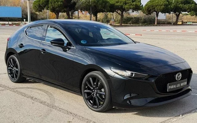 MAZDA Mazda3 Mazda3 2.0 e-Skyactiv-G Homura Aut. 90kW