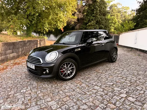 MINI 3 Portas