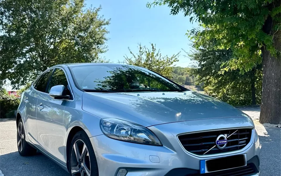 Volvo V40 1.6 D2 R-Design