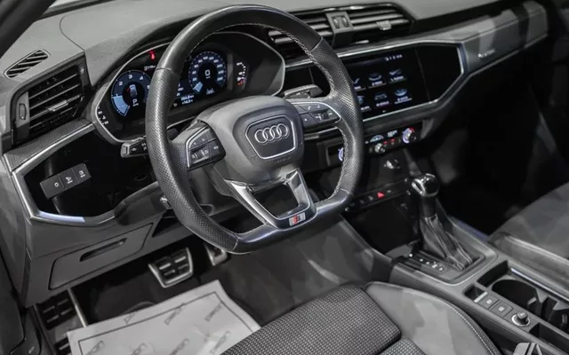 AUDI Q3 Q3 40 TDI Black line quattro S tronic 147kW