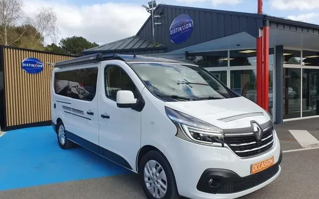 RENAULT TRAFIC FOURGON