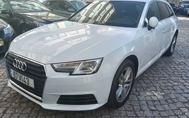 Audi A4 Avant 2.0 TDI Design S tronic