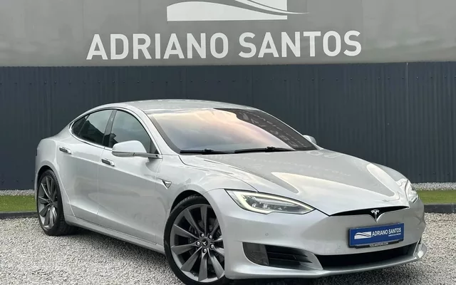 Tesla Model S Performance